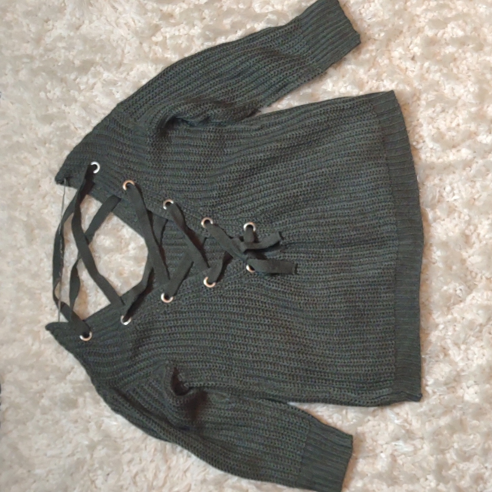 Tie up Sweater